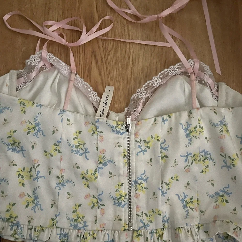 For love and lemons x Victoria secret corset - Picture 3 of 3